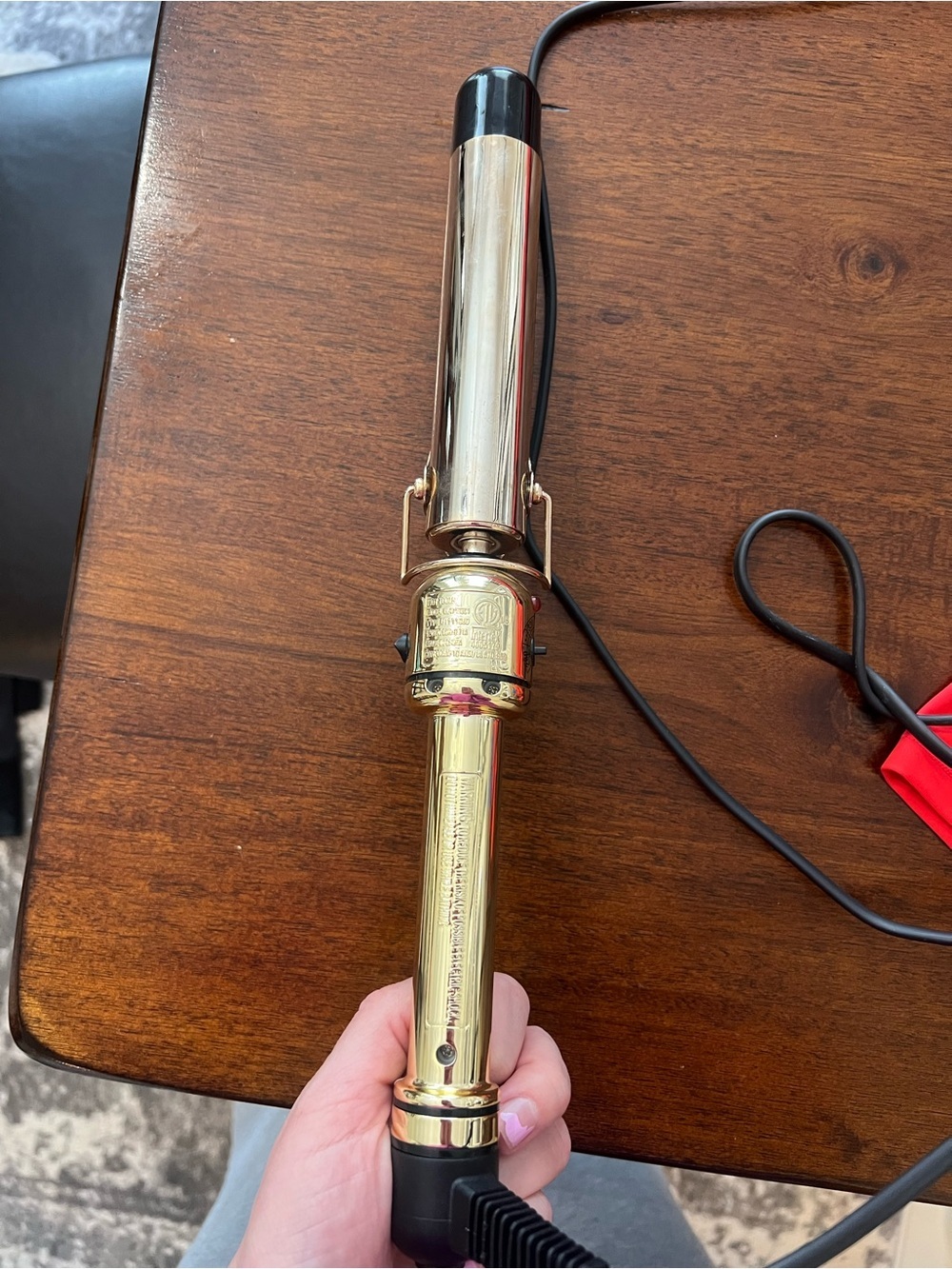 Hot Tools 1.5 Inch Barrel - Picture 4 of 4